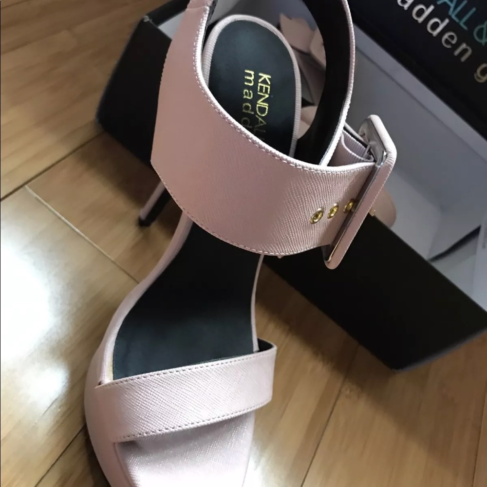 KENDALL & KYLIE MADDEN GIRL RIYA BLUSH Platform - Picture 6 of 6